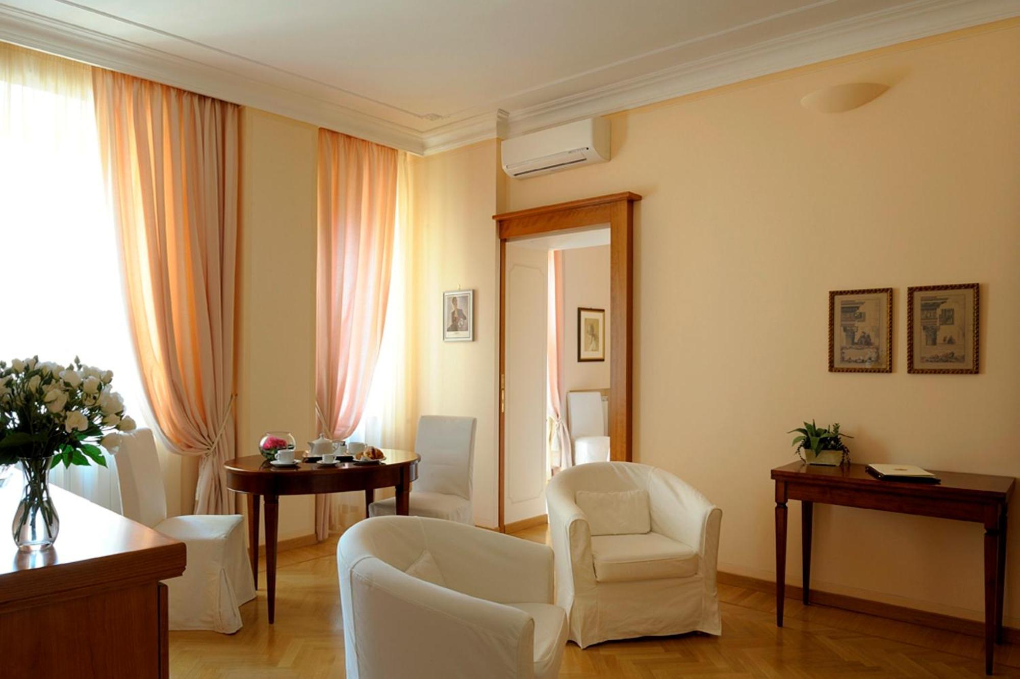 Dea Suite Roma — Foto 1